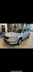 Skoda Octavia (7 фото из 7)