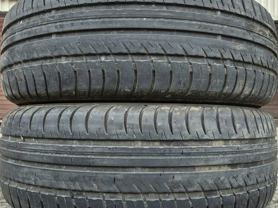 R15 шипованные шины Nokian 195/65/15 - 2 шт. - 5 мм - установка