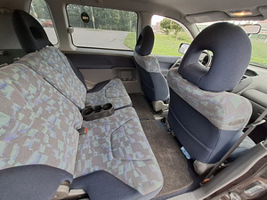 Mitsubishi Space Runner 2.4 (8 фото из 12)