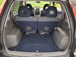 Mitsubishi Space Runner 2.4 (11 фото из 12)