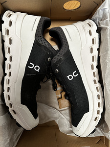 ON - rail running shoes Cloudultra -Suurus 41EU (4 foto / 5)
