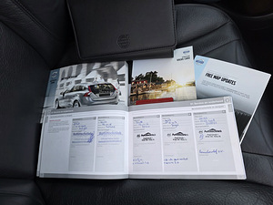 Volvo V60 Plug-In Hybrid AWD Summum 2.4 R5 D6 158kW (12 foto / 15)