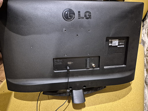 28" Телевизор/монитор LG 28MT48DF (в хорошем состоянии) (4 фото из 5)