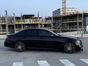 Mercedes-Benz E350 (6 фото из 10)