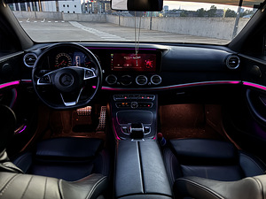 Mercedes-Benz E350 (8 фото из 10)