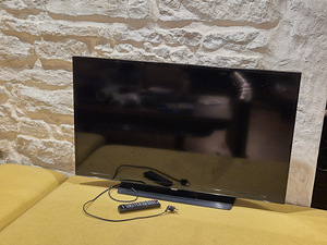 40" Телевизор Samsung UE40H4205 (белые точки на экране) (1 фото из 5)