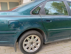 Volvo S80 2.4 125 кВт (4 фото из 13)