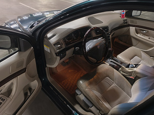 Volvo S80 2.4 125 кВт (10 фото из 13)