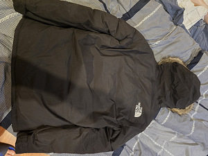 The North Face пуховая парка Mac Murdo (2 фото из 4)