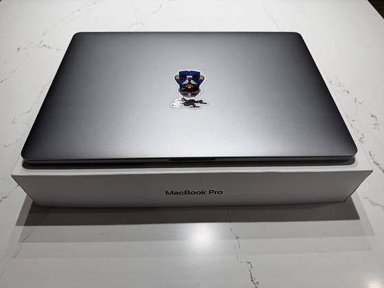 Apple MacBook Pro 15” 2018 - VARUOSADEKS