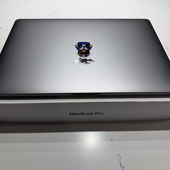 Apple MacBook Pro 15” 2018 - VARUOSADEKS