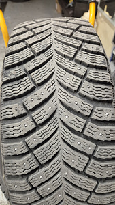 MICHELIN X-ICE NORTH 4 . 205/55/16 (1 фото из 3)