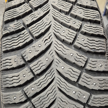 MICHELIN X-ICE NORTH 4 . 205/55/16