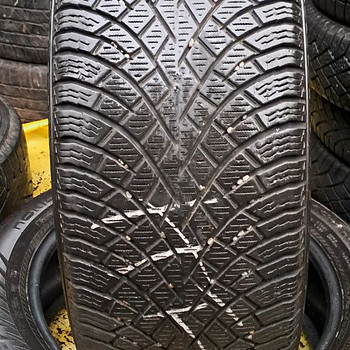 M+S / 235 50 19 / Nokian Hakkapeliitta R5