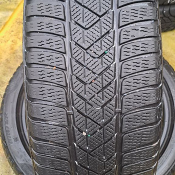 M+S / 225 45 18 / Pirelli