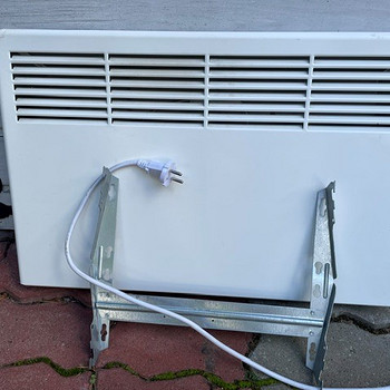 Müüa konvektor-radiaator Ensto 500W