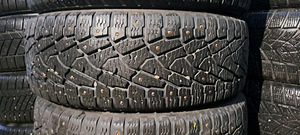 Naastrehvid / 215 60 17c / Nokian (1 foto / 1)