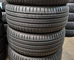 Suverehvid / 265 40 21 / Michelin (1 foto / 1)