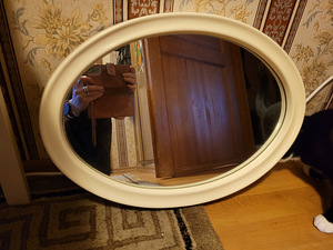 Peegel (2 foto / 3)