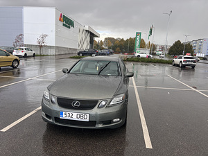 Lexus Gs (6 фото из 6)
