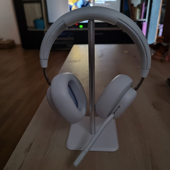Logitech G735