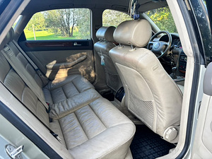 Audi A6 (6 фото из 6)