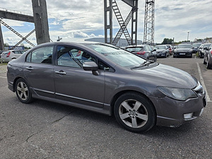 Honda Civic Hybrid Facelift ATM 1.3 70kW (1 фото из 6)