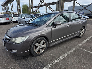 Honda Civic Hybrid Facelift ATM 1.3 70kW (2 фото из 6)