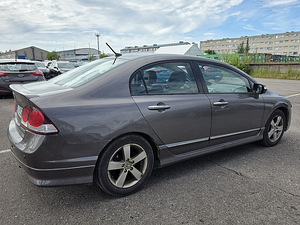 Honda Civic Hybrid Facelift ATM 1.3 70kW (3 фото из 6)