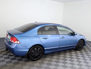 Honda Civic Elegance ATM 1.8 103kW (3 фото из 7)