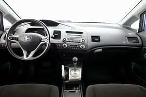 Honda Civic Elegance ATM 1.8 103kW (5 фото из 7)