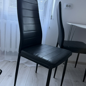 Müüa laud ja toolid, komplekt