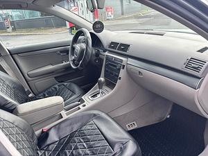 Audi A4 (3 foto / 6)