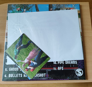 Vinüül MadHatter – 8Bit Bullshit (2 foto / 4)