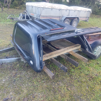 Крышка кузова Toyota Hilux