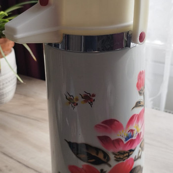 Retro pumptermos (uus, 2.2l)
