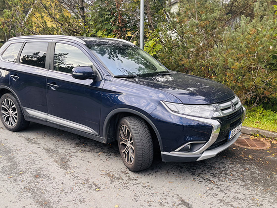 Mitsubishi Outlander 2.0bensiin , 110kw, 4wd, automaat