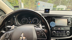 Mitsubishi Outlander 2.0bensiin , 110kw, 4wd, automaat (3 foto / 4)