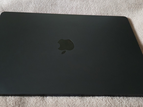 Apple MacBook Air 15" M4 (16 GB / 512 GB)