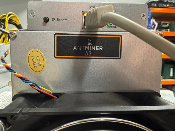 Antminer A3 800 GH/s – Blake2b, BTC2 / BIP110 + toiteplokk