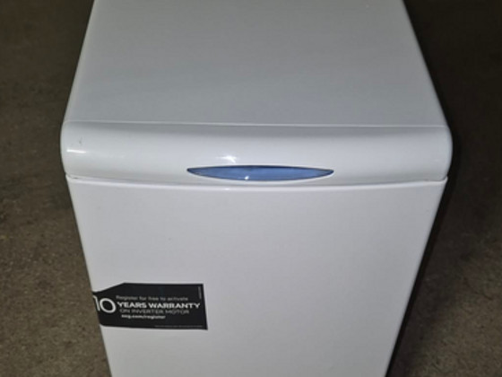 Стиральная машина Whirlpool AWE 7526 6 кг 1000 об/мин