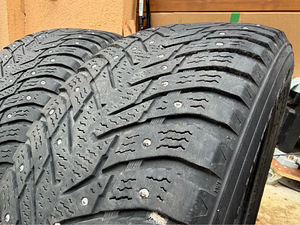 Nokian Hakkapeliitta 8 SUV XL talverehvid naastrehvid (3 foto / 4)