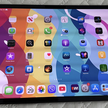 Apple iPad Pro 11" M5, 256 GB, Wi‑Fi, ümbris