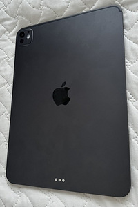 Apple iPad Pro 11" M5, 256 GB, Wi‑Fi, ümbris (2 foto / 3)
