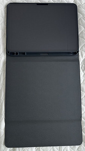 Apple iPad Pro 11" M5, 256 GB, Wi‑Fi, ümbris (3 foto / 3)