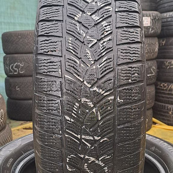 M+S / 215 60 17 / Goodyear