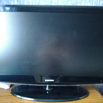 Телевизор Samsung 37"