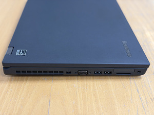 Lenovo ThinkPad T540p (2 foto / 8)