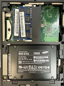 Lenovo ThinkPad T540p, 16GB RAM, 128GB SSD (9 фото из 9)