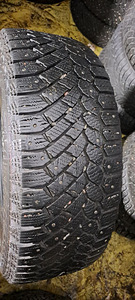 Шипованные шины / 215 55 16 / Gislaved / Goodyear (2 фото из 2)